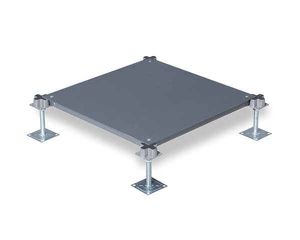 Plancher sur&eacute;lev&eacute; tout en acier